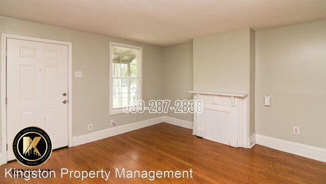 Building Photo - 3 br, 1 bath House - 377 Georgetown St