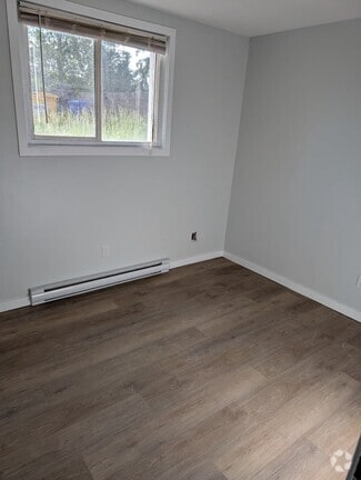 Building Photo - 2212 Redwood St