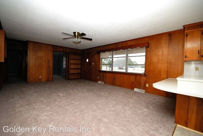 Building Photo - 4 br, 1.5 bath House - 938 E New Hope Rd