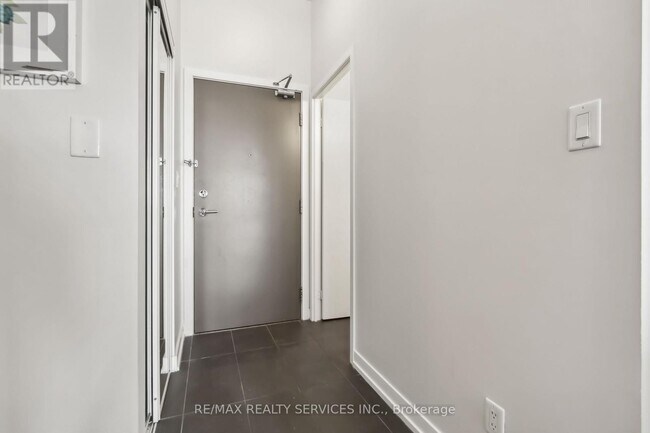 Building Photo - 4065 Brickstone Mews