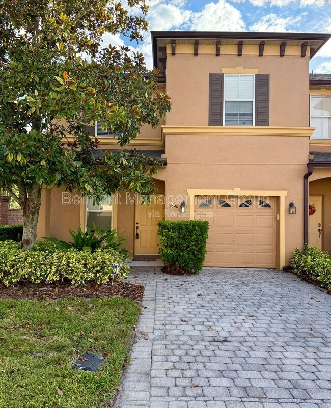 Photo - 2540 Retreat View Cir Townhome