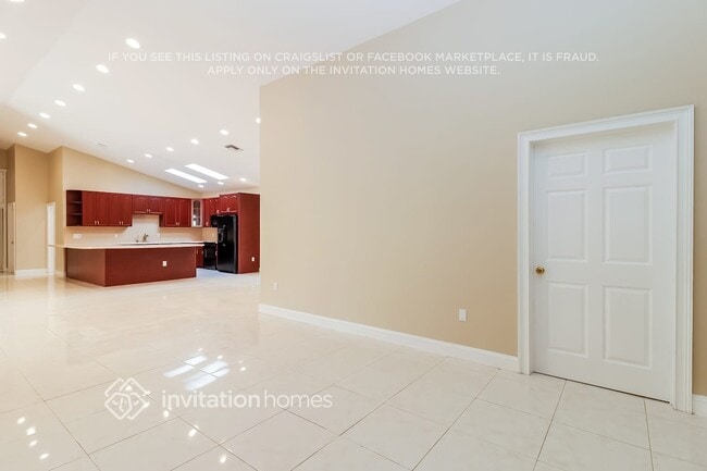 Foto del edificio - 2202 Curtis Dr N