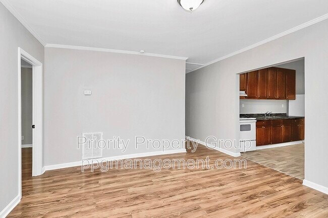 Foto del edificio - 818 Frederick St