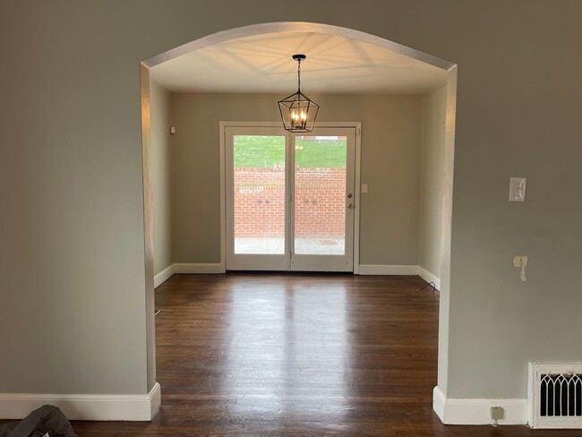 Foto del edificio - 3 Bedroom / 1 Bath Home  Kingsport TN