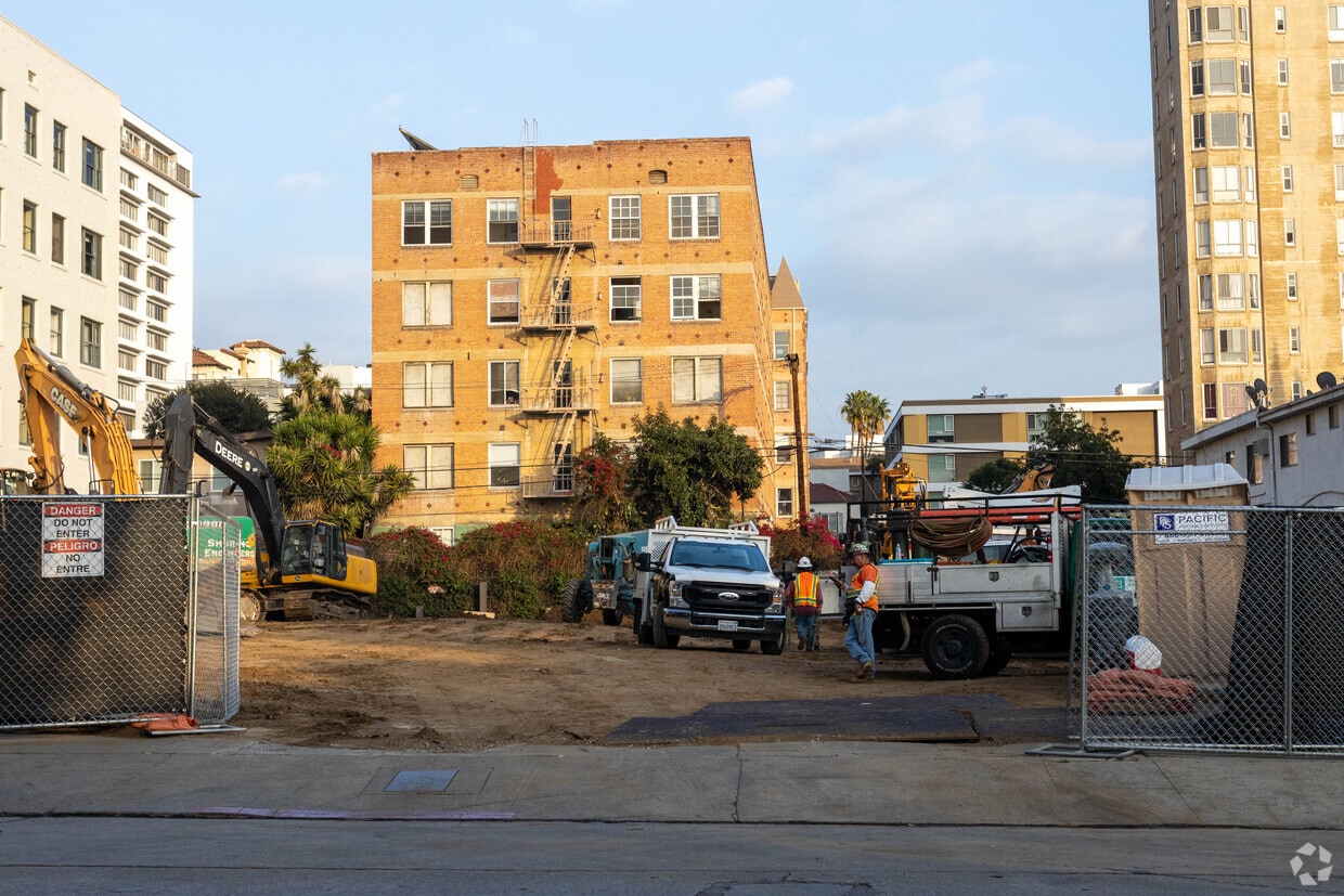 The Baxter 1818 N Cherokee Ave Los Angeles, CA Apartments for Rent