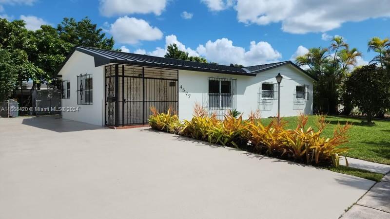 Primary Photo - 4577 SW 128th Ct