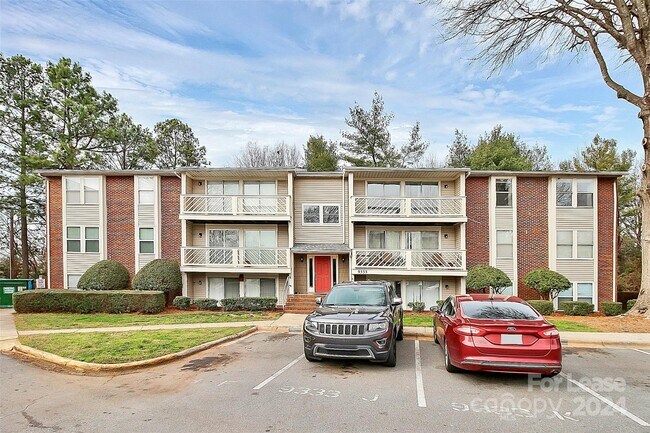 Foto del edificio - 9333 Old Concord Rd