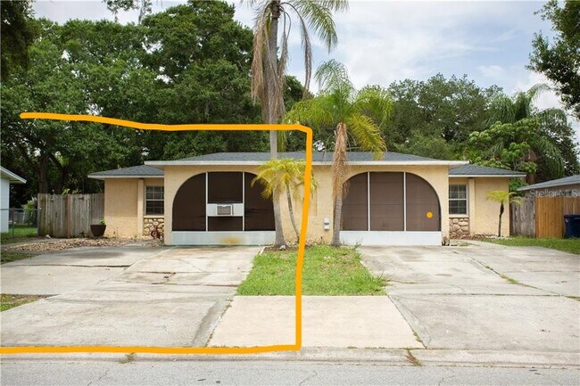 Se alquila unidad B por $1795 - 4911 23RD ST W, #A