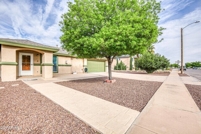 Foto del edificio - 6289 Cosecha Luna Cir