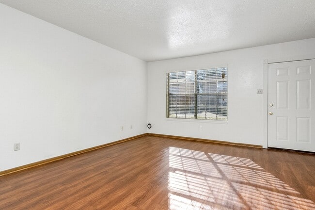 Interior Photo - Tiffany Square Apartments