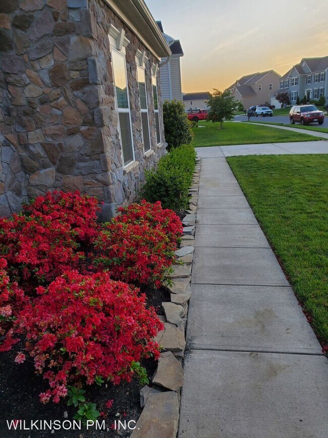Foto del edificio - 5 br, 4.5 bath House - 5506 Spring Bluff Ct.