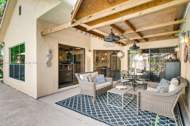 Building Photo - 11675 Berry Dr