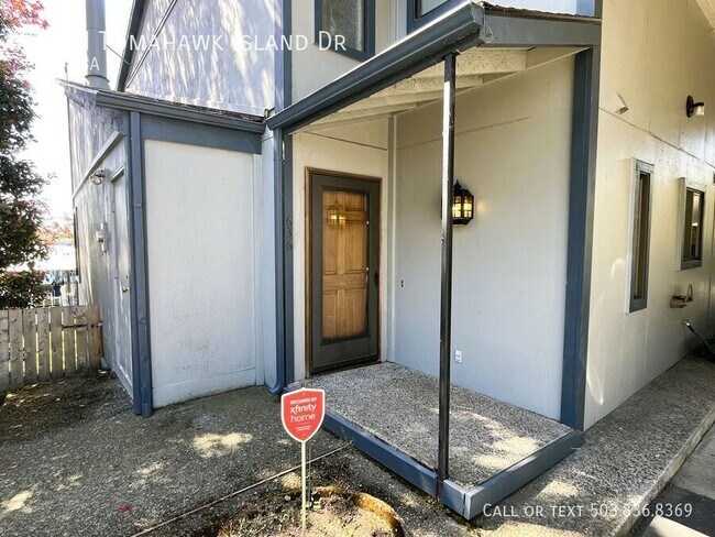 Building Photo - 636 N Tomahawk Island Dr