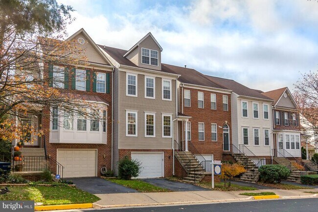 Foto del edificio - 14603 Willow Creek Dr