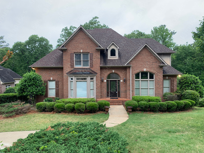 Primary Photo - 1012 Pinecliff Cir