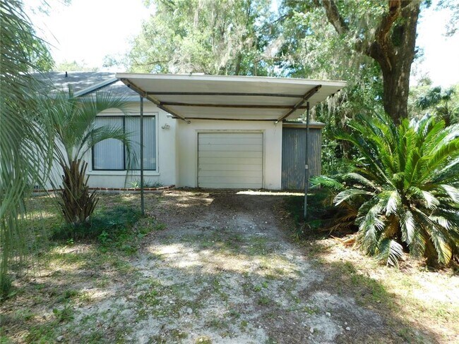 Foto del edificio - 5725 E University Ave