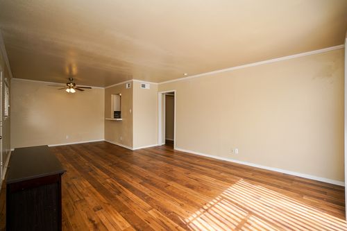 Foto del edificio - 820 Gentleman Rd