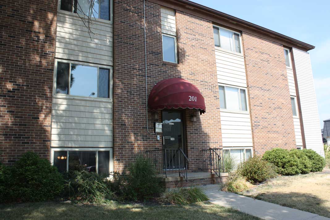 Primary Photo - 201 S Regency Dr