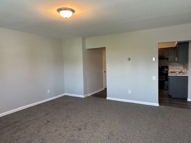Foto del edificio - 6890 Clearfield St