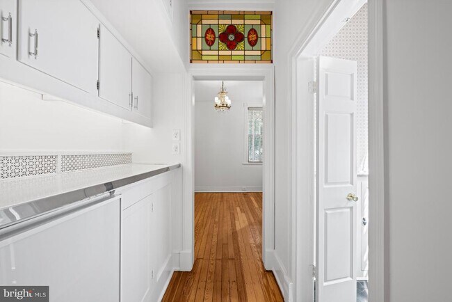 Foto del edificio - 1423 34th St NW