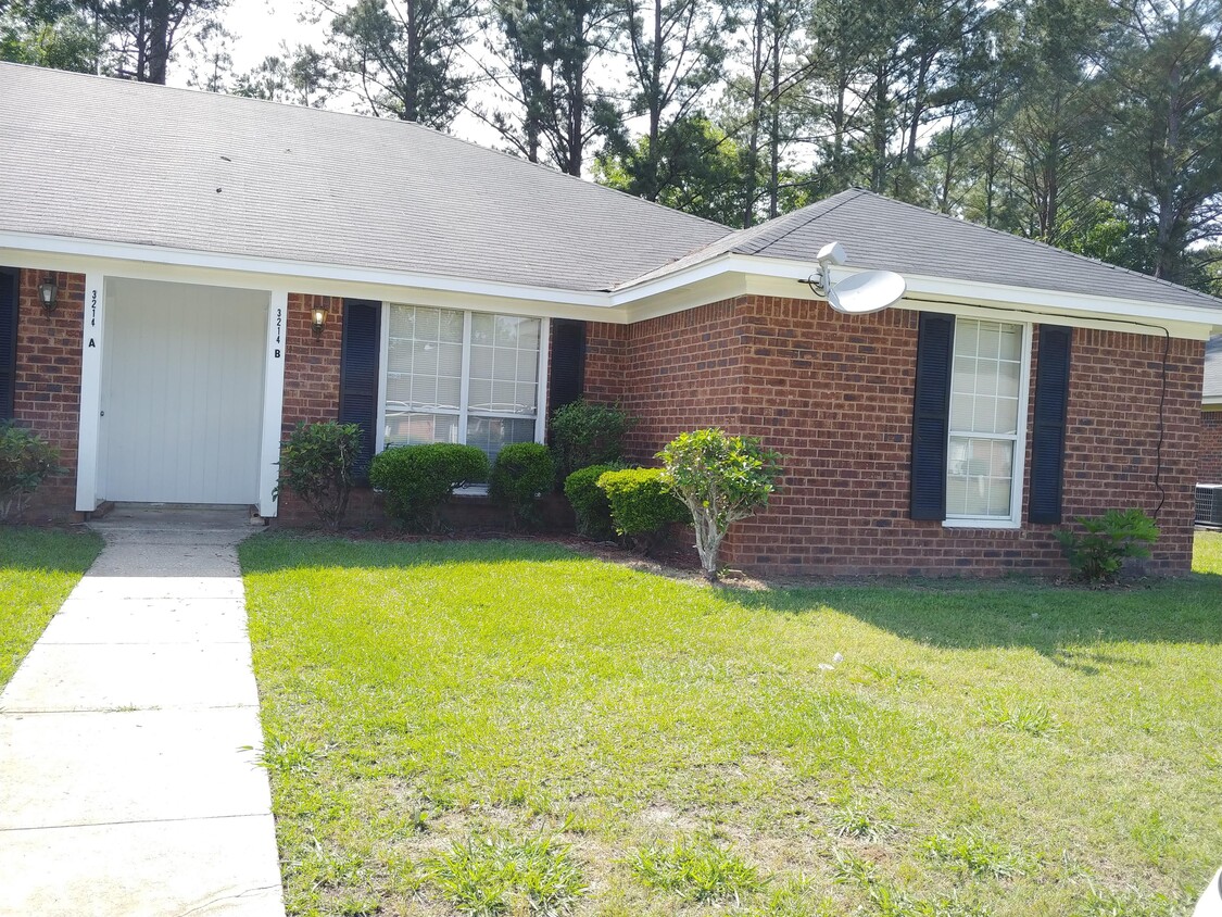 Primary Photo - 3214 Fernridge Dr