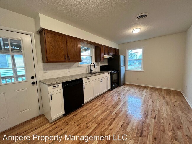 Building Photo - 3 br, 1 bath House - 5320 Spriggs St