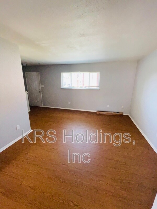 Building Photo - 4200 Newsome Dr