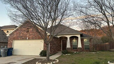 Building Photo - 6440 Parkstone Way