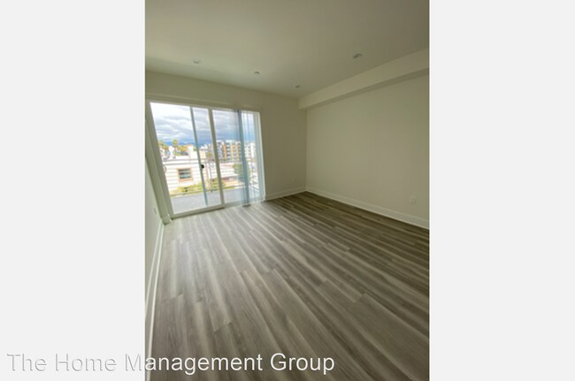 Building Photo - 11110 Hartsook St