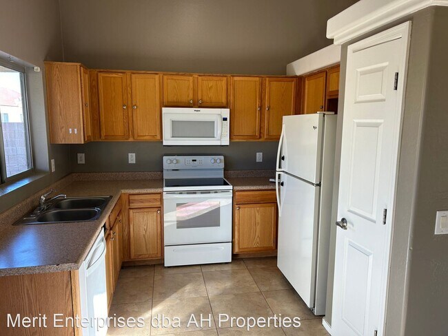 Building Photo - 3 br, 2 bath House - 19464 N BRADEN RD