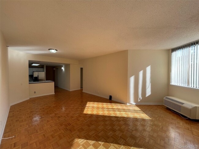 Building Photo - 50 E Hartsdale Ave