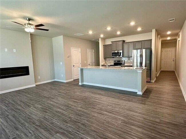 Foto del edificio - 380 Whitetail Cir