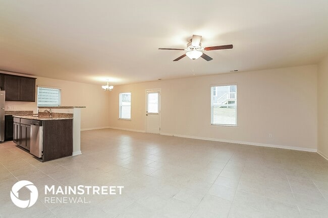 Building Photo - 313 Sportsman Dr