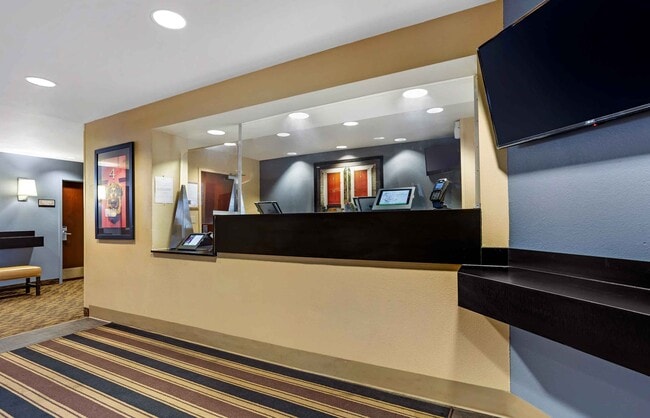 Building Photo - Furnished Studio-Fishkill - Westage Center