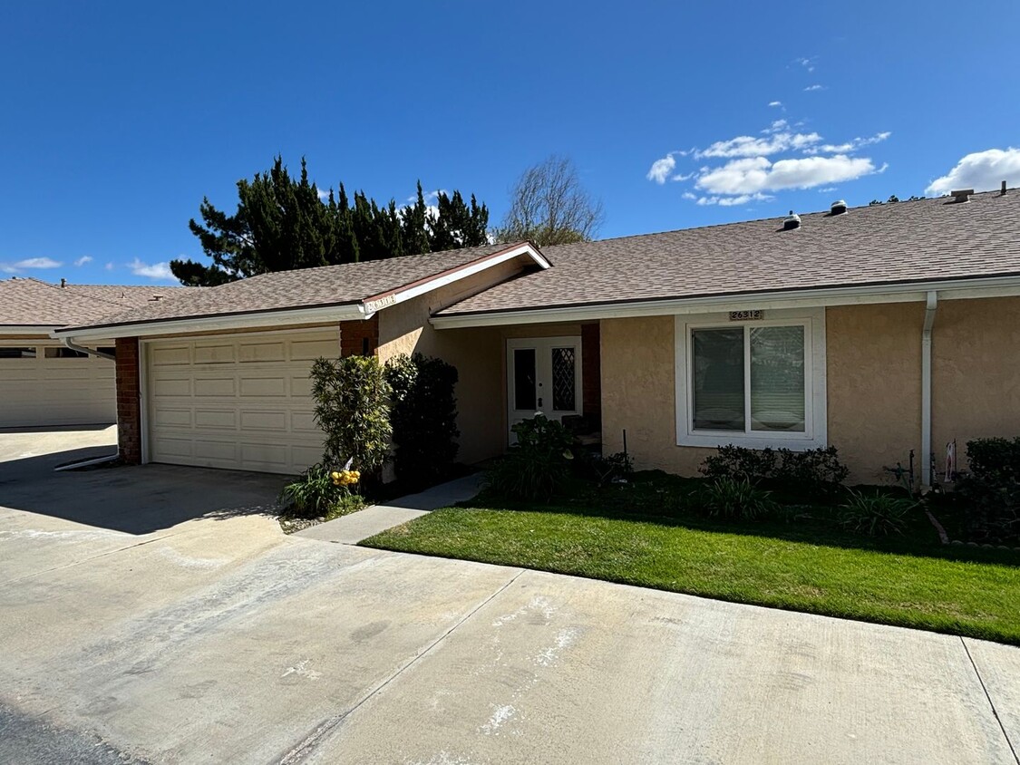 Primary Photo - COMING SOON! 55+ Friendly Valley 2 Bedroom...