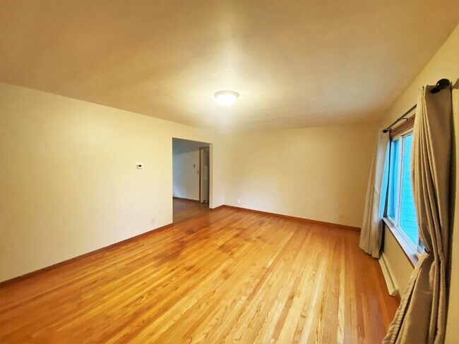 Foto del edificio - 701 Smith Rd