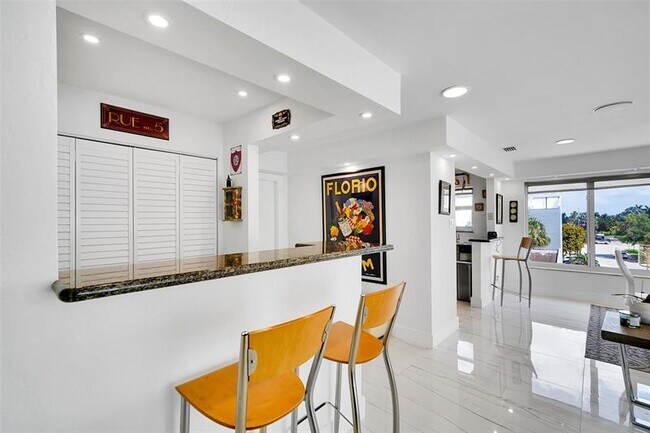 Foto del edificio - 2860 NE 14th Street Causeway