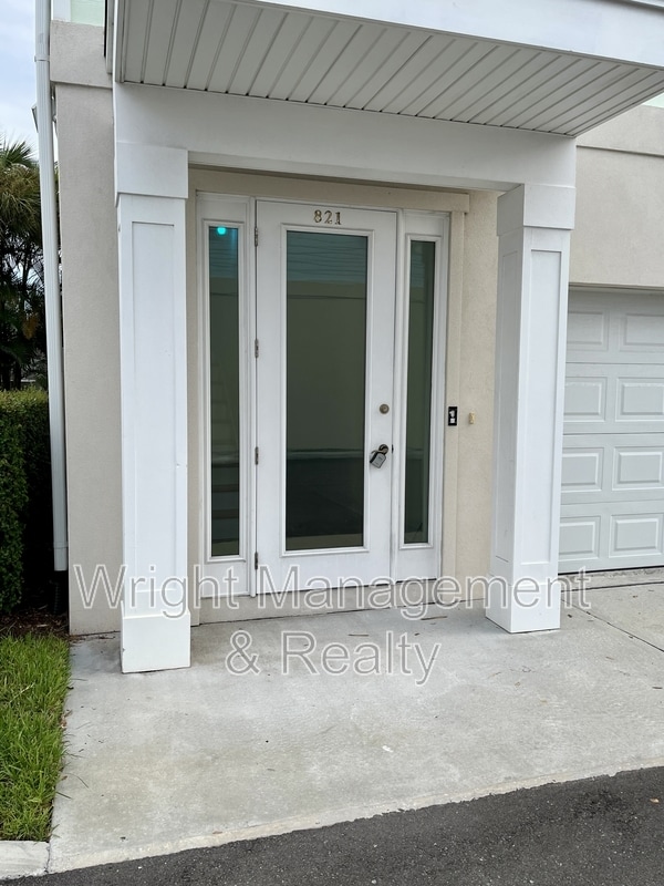 Foto del edificio - 821 Oak Bend Ln