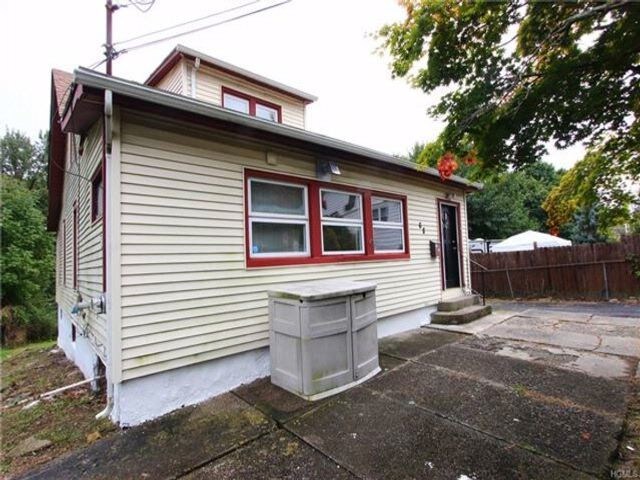 Building Photo - 68 Irwin Ave