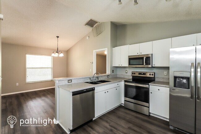 Building Photo - 3411 6Th Avenue W, Palmetto, FL, 34221