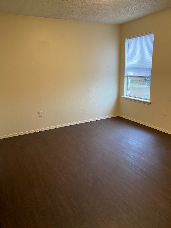 Foto del edificio - 1851 W Deane St