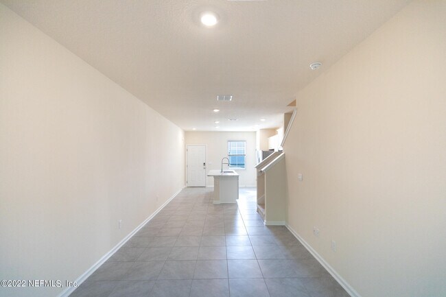 Building Photo - 104 Whispering Brk Dr