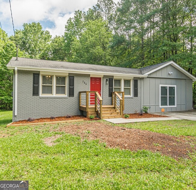 Building Photo - 786 Turkey Creek Rd