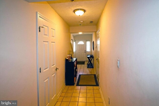 Building Photo - 3760 College Ave