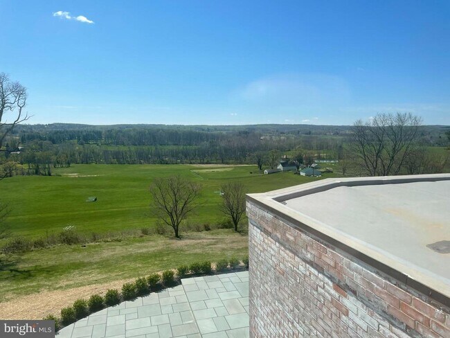 Foto del edificio - 2601 Butler Rd