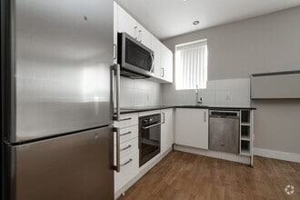 Building Photo - The Merlan