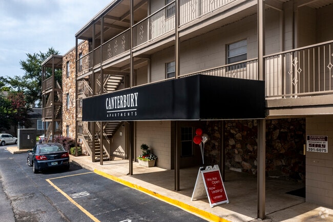 Foto del edificio - Canterbury Apartment Homes