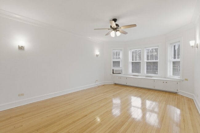 Foto del edificio - 814 Mulford St