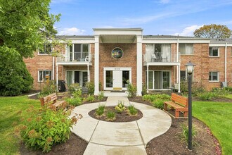 Building Photo - 5115 Blodgett Ave