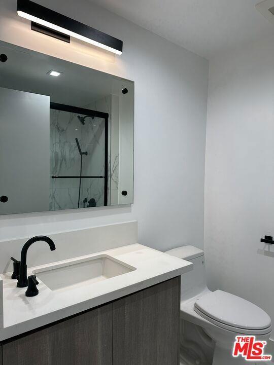 Foto principal - 9842 Vidor Dr